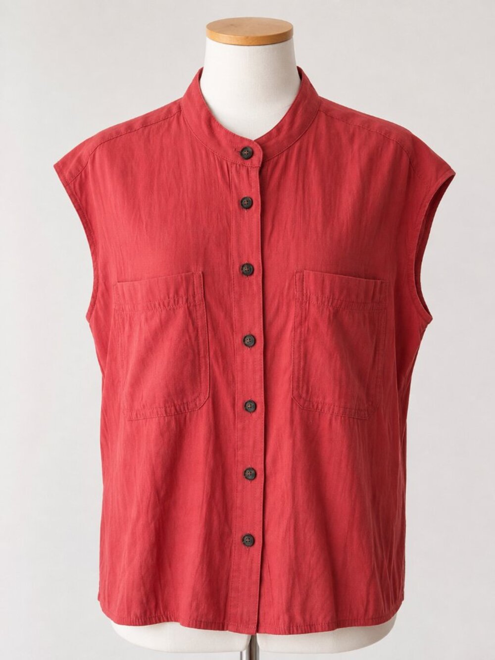 Banana Republic Sleeveless Button Down Boxy Flowy Blouse Terracotta Coral Red